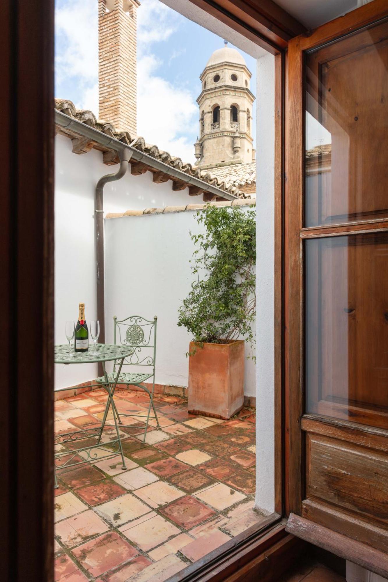 Hotel Puerta de la Luna Baeza Exterior foto